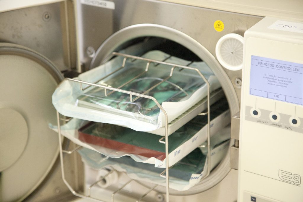 sterilizzazione https://www.dentosophy.it/wp-content/uploads/2021/01/sterilizzazione.jpg